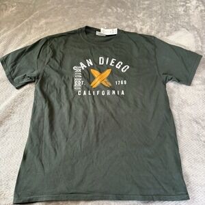 San Diego California TechStyles T-Shirt Mens Medium Olive Green Casual